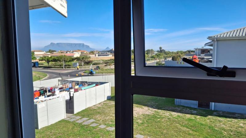 2 Bedroom Property for Sale in Parklands Western Cape